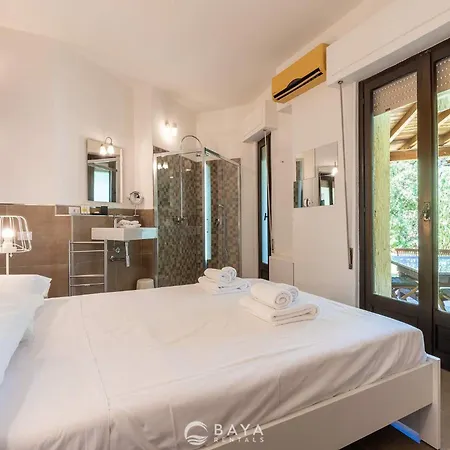 Vila Micaela With Private Pool, 2 Patios & Lush Garden